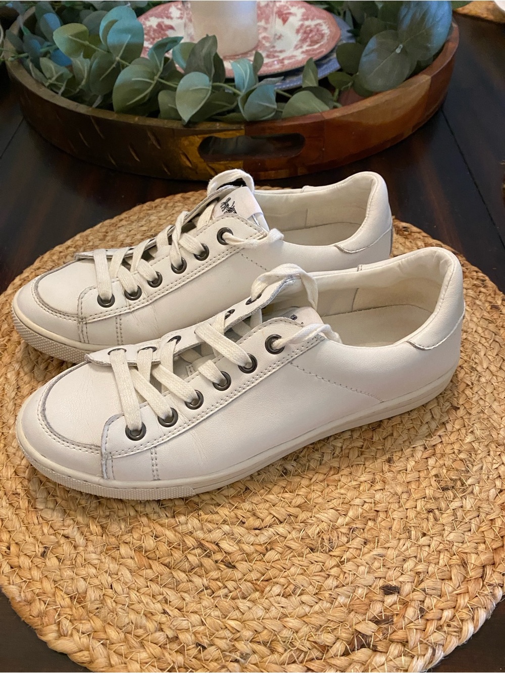 Women’s Coach Porter white leather low top sneakers with a lace-up design - Picture 6 of 11